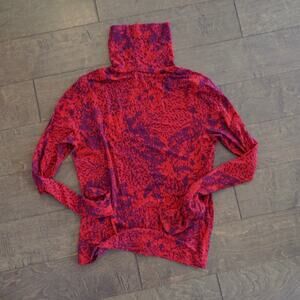 The Kit Long Sleeve Turtleneck Pullover Sweater Red Womens Size Medium